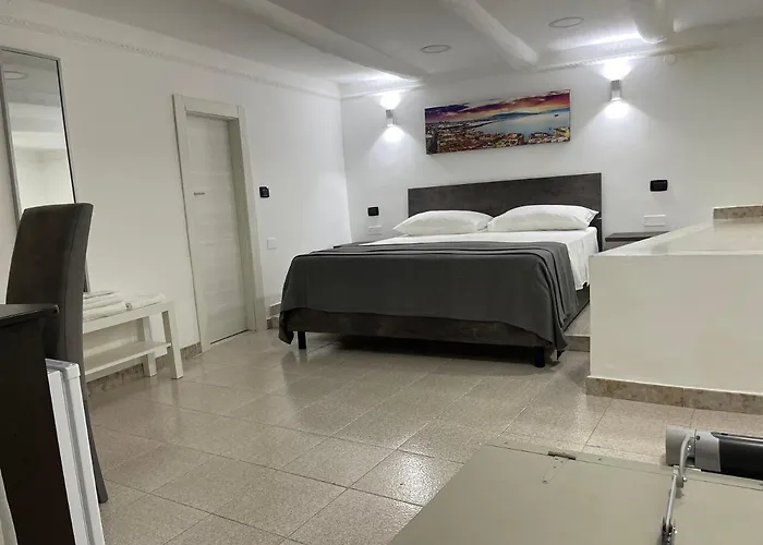 Sott O Pont 3* Napoli